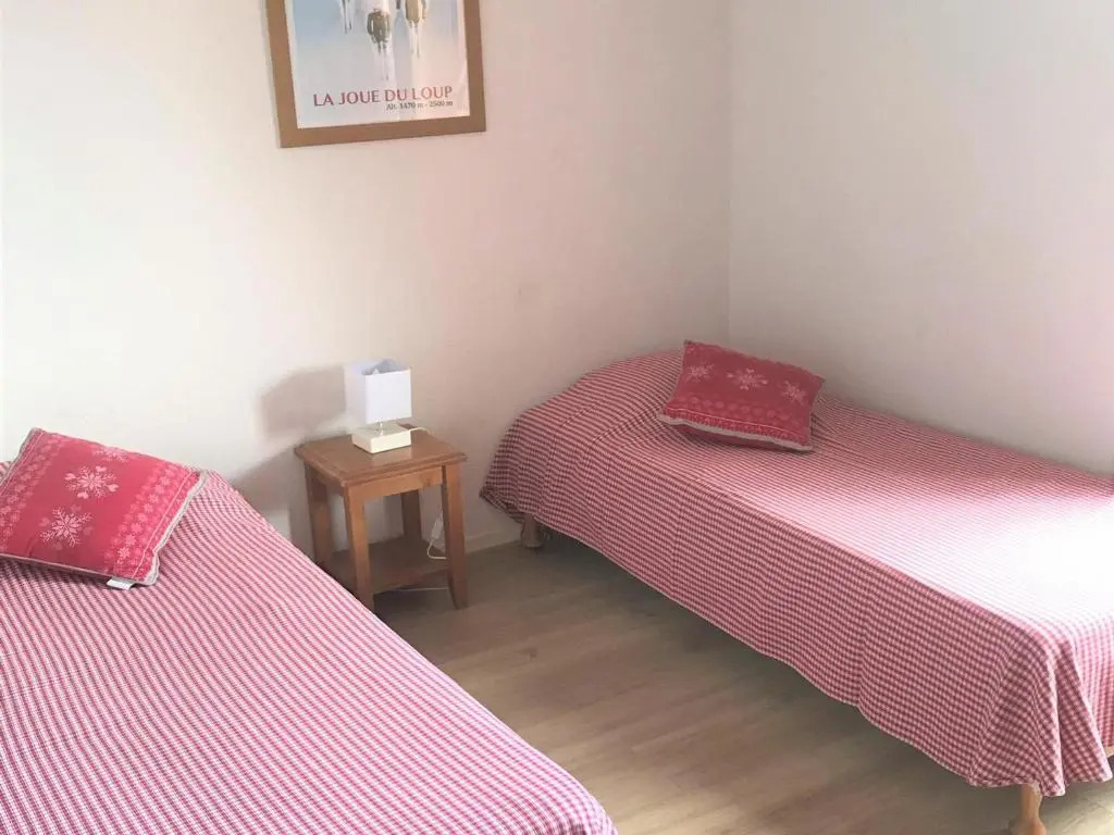 Chalet Le Dévoluy-Agnières-en-Dévoluy, 3 pièces, 7 personnes - FR-1-504-97