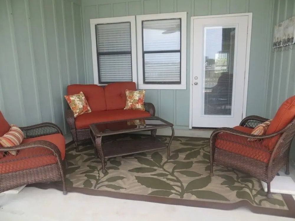 Jubilee Landing 107 by RedAwning