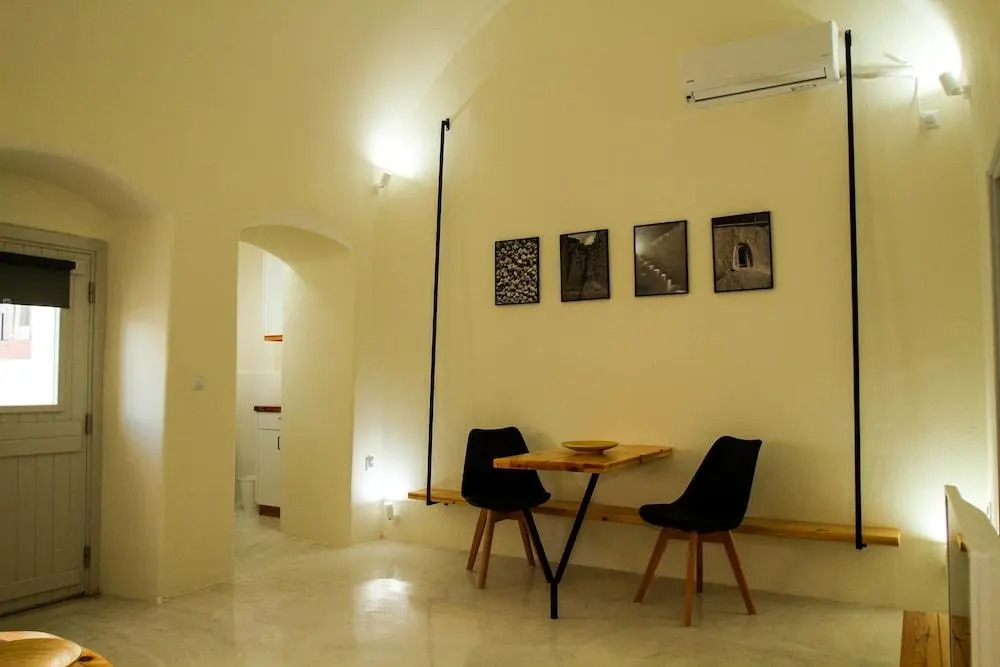 Fertimo Suites - Authentic Cave Homes with Private Hot Tub