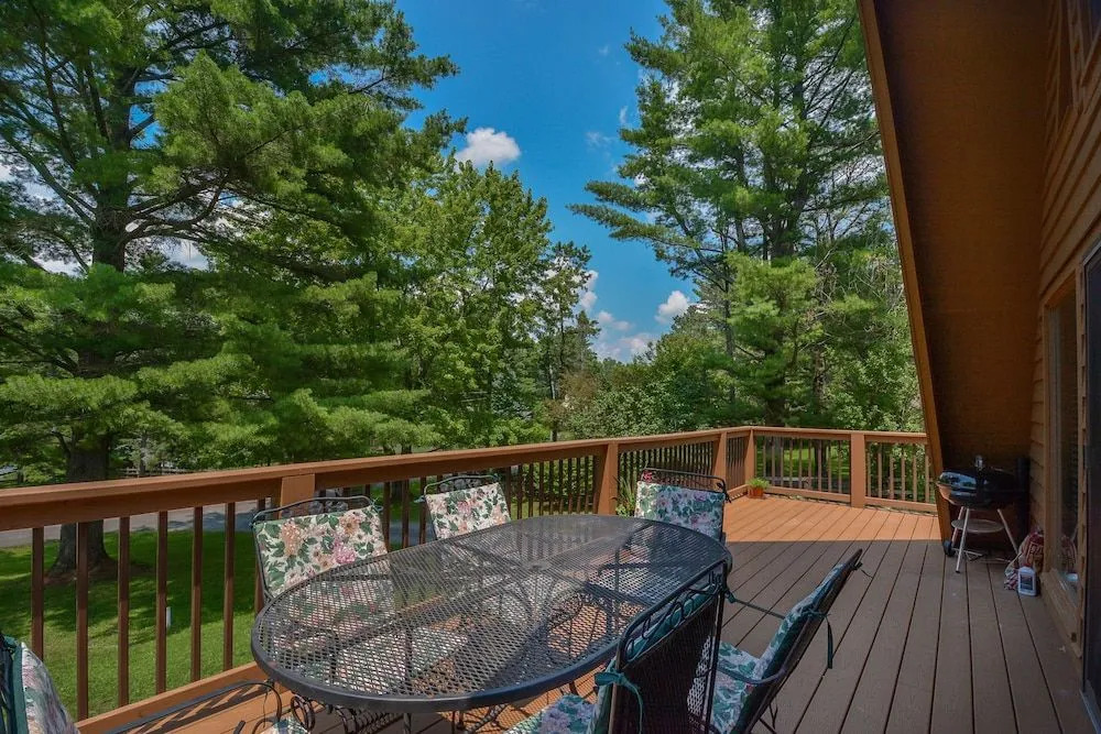 Lakeview Cottage