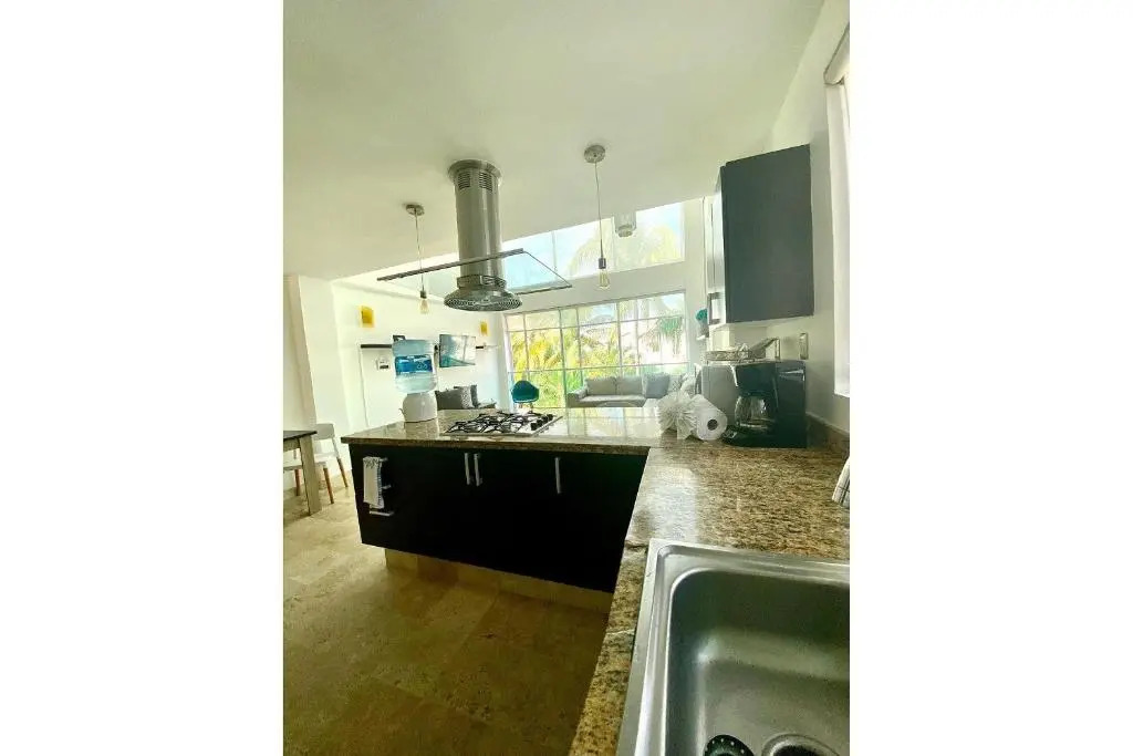 2 Floor Apartment, Pool View, 50 Meters To The Sea