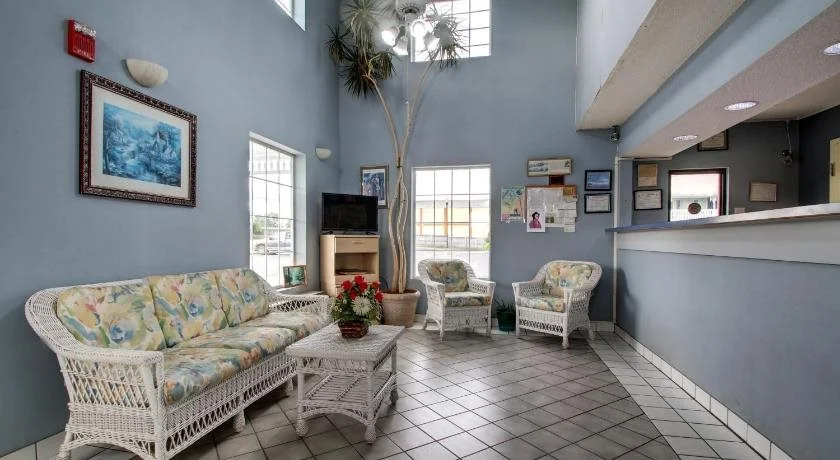 Key West Inn - LaFayette