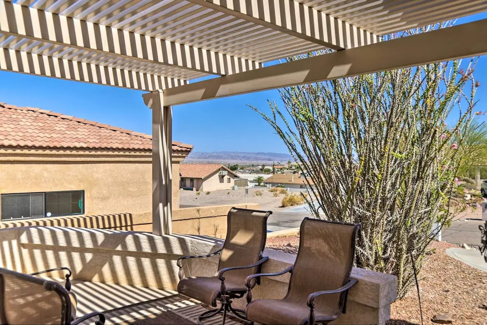 Beautiful Havasu Retreat w/ Hot Tub, Pet Friendly!