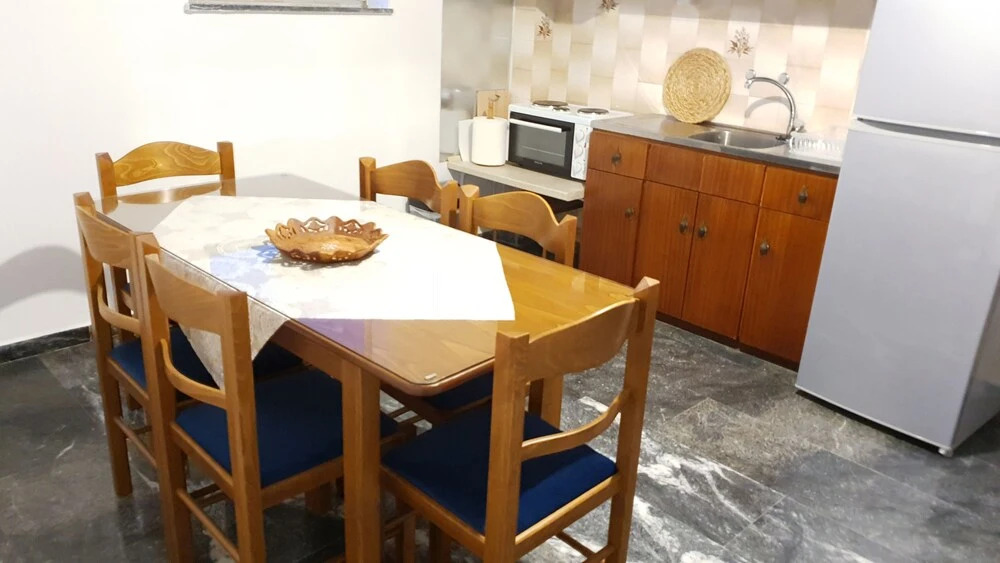 Lefkadi Apartments by the sea