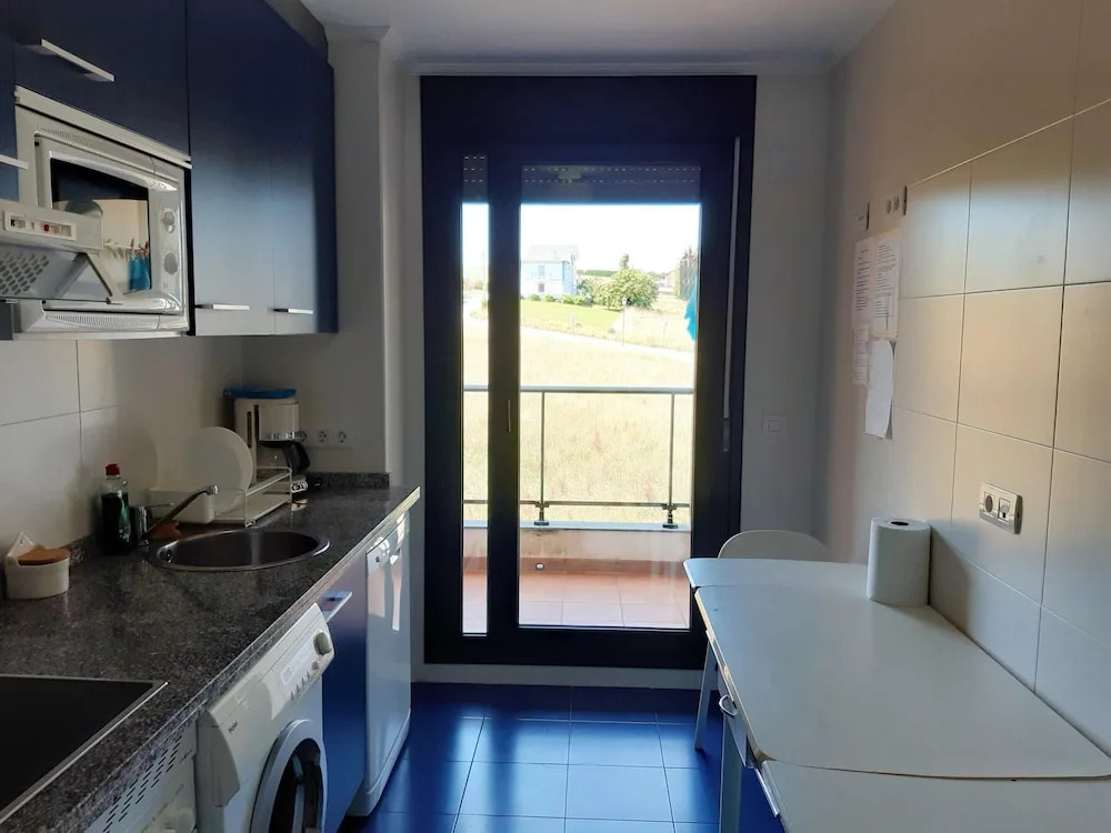 Apartment With 2 Bedrooms in Puerto de Vega, With Terrace - 3 km From