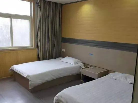 Yanggu Mingzhu Business Express Hotel