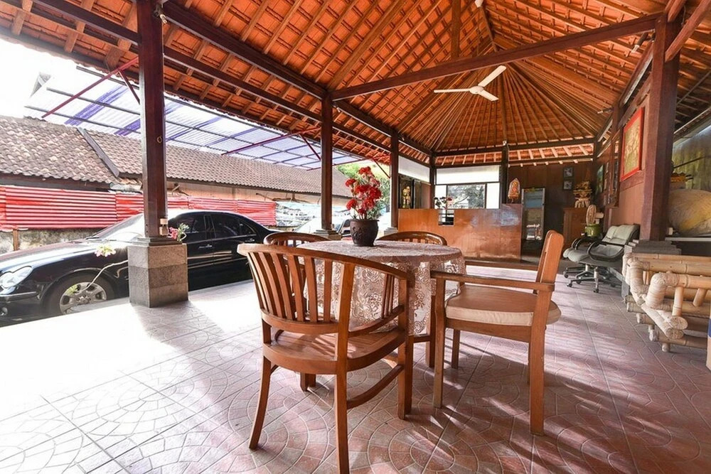 RedDoorz near Level 21 Mall Denpasar