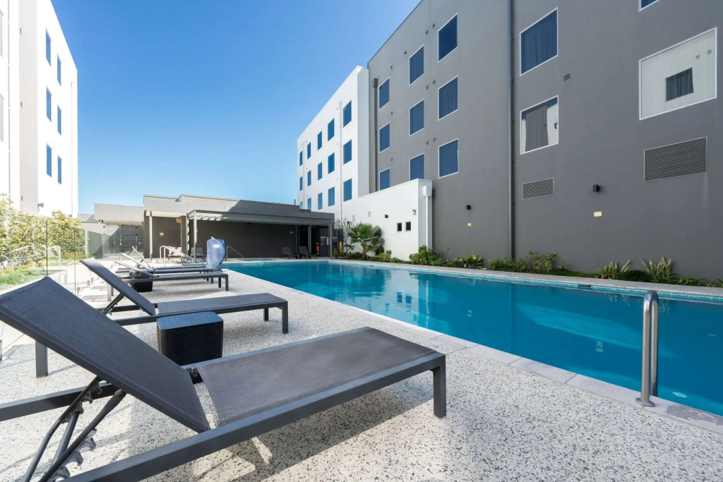 Ingot Hotel