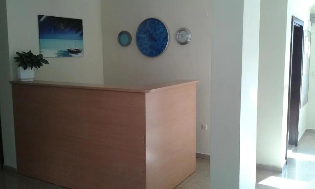 Summer Breeze Apartments