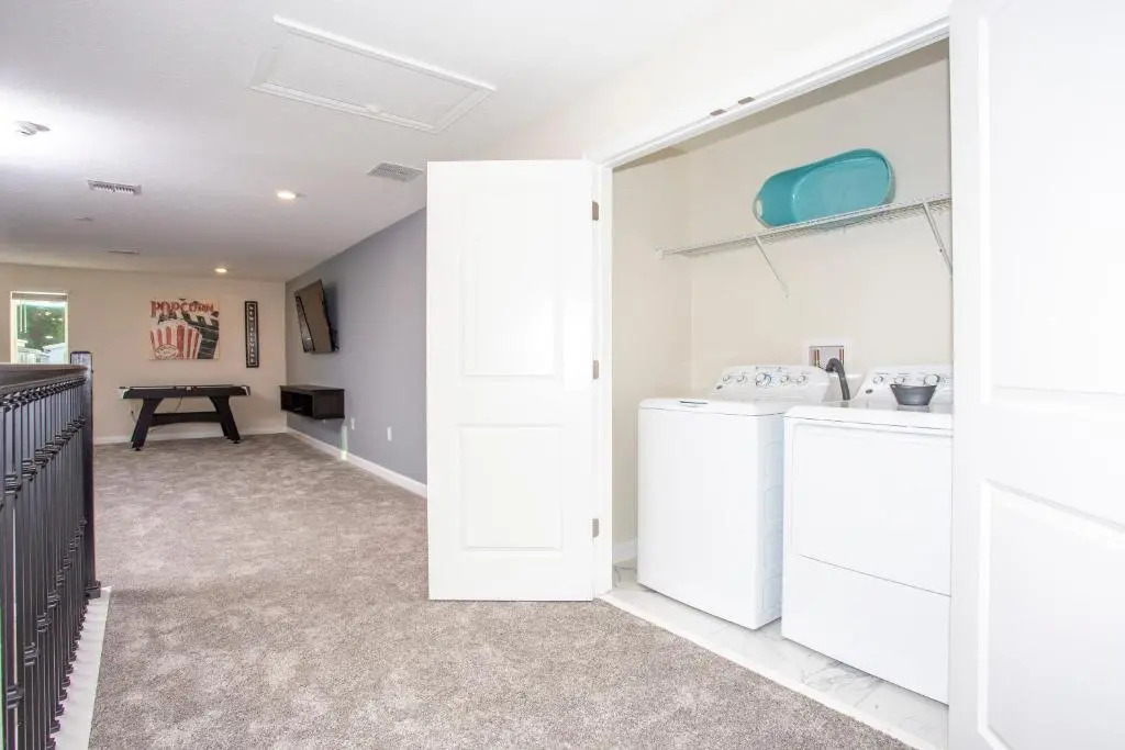 Stunning 8 Bd W/ Pool Close To Disney 2887