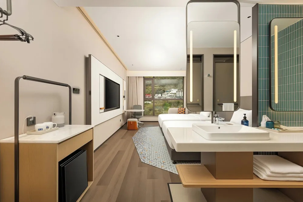 Holiday Inn Express Luding by IHG