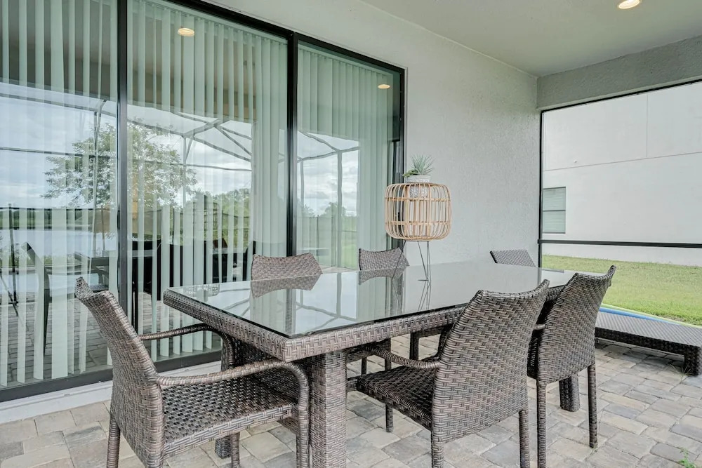 Balmoral Resort-198kb 4 Bedroom Home by RedAwning