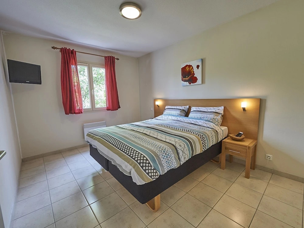 Bungalow in Lanzac Near Dordogne River