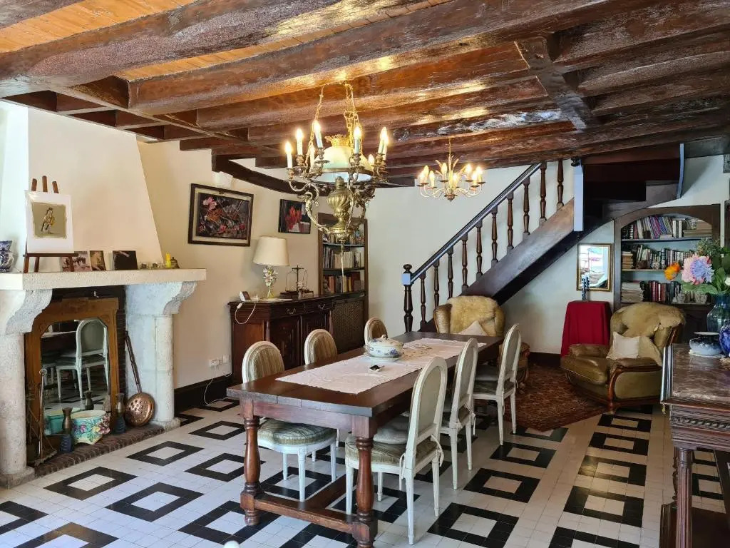 Gîte spacieux au cœur du Val de Loire, entre Orléans et Blois, avec jardin, cour fermée et BBQ ! - FR-1-590-106