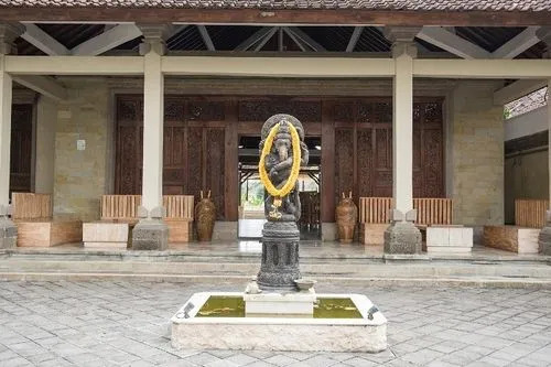 巴厘岛艾瑞水明漾 巴图贝灵16号(Airy Seminyak Kerobokan Batu Belig 16 Bali)