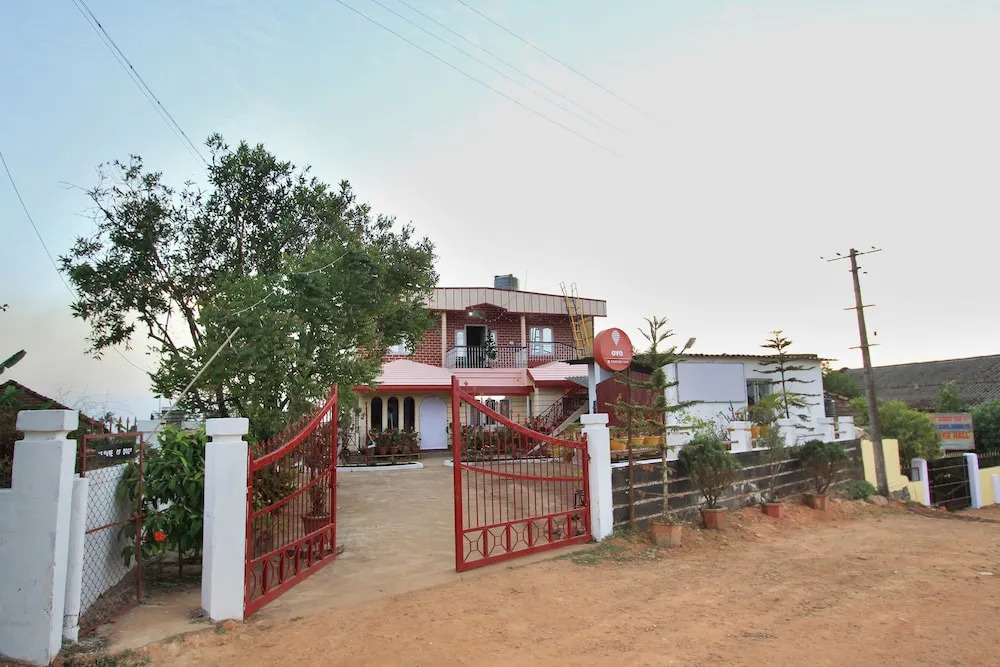 OYO 11425 Home Peaceful Stay Madikeri