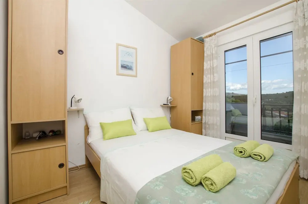 Apartments Oliva