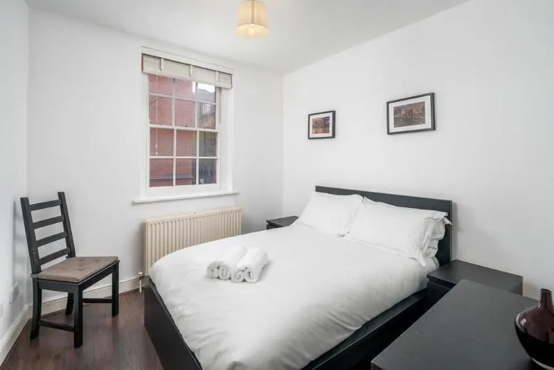 OYO Home 109 Old Nichol Street