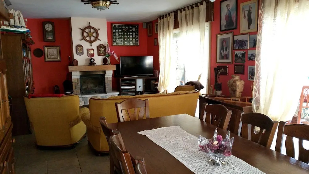 Elegant Villa in Tui with Private Pool