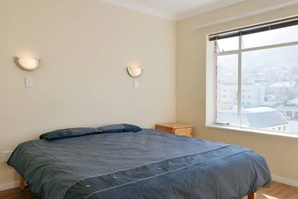 2 Bedroom Sea Point Apartment