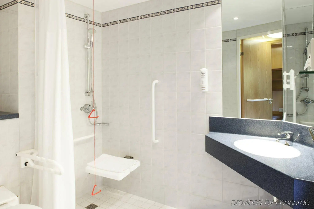 Holiday Inn Express Park Royal by IHG