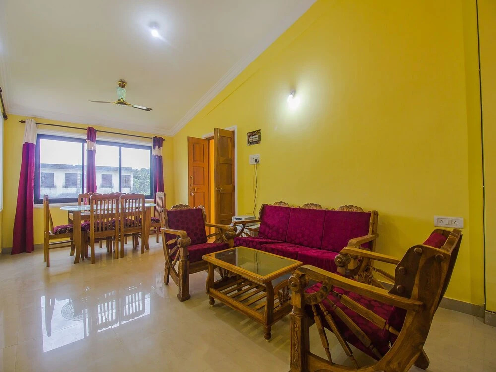 OYO 18352 Home Elegant 2BHK Mall De Goa