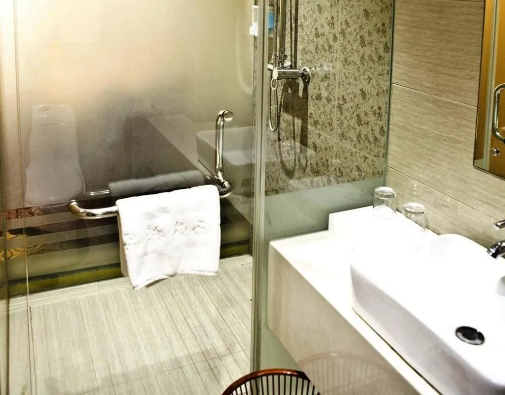 Hangzhou Jiheng Boutique Hotel(吉恒精品酒店（杭州东新路中大银泰城店）)