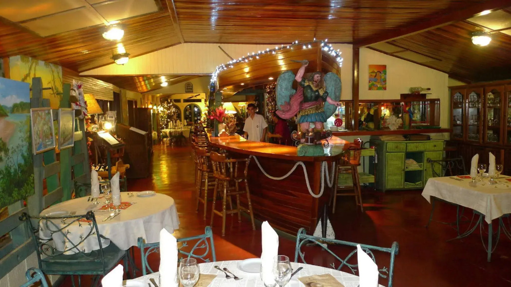Hotel La Mansion Inn Arenal