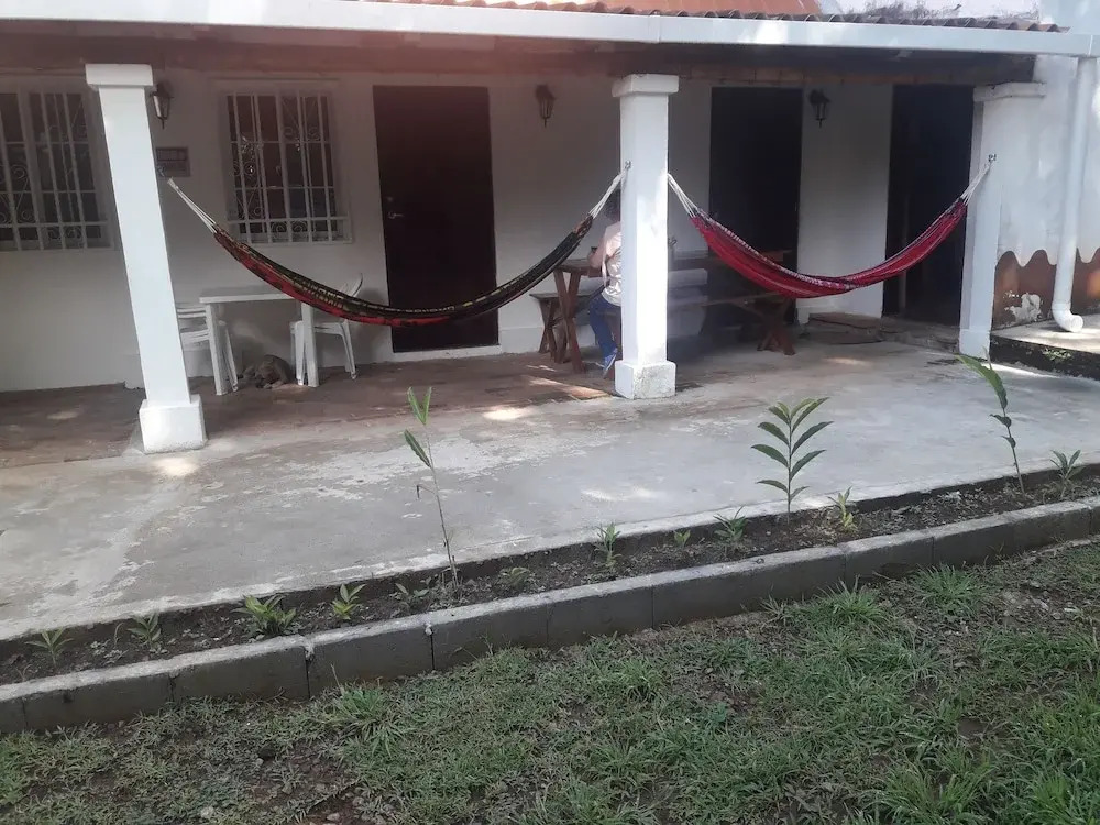 Hostel La Vieja Panaderia & Restaurant