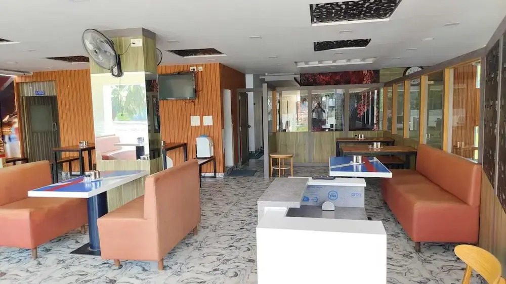 Hotel White Palace