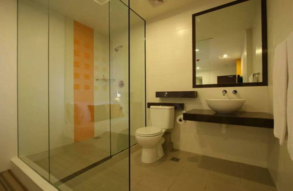 Hotel 98