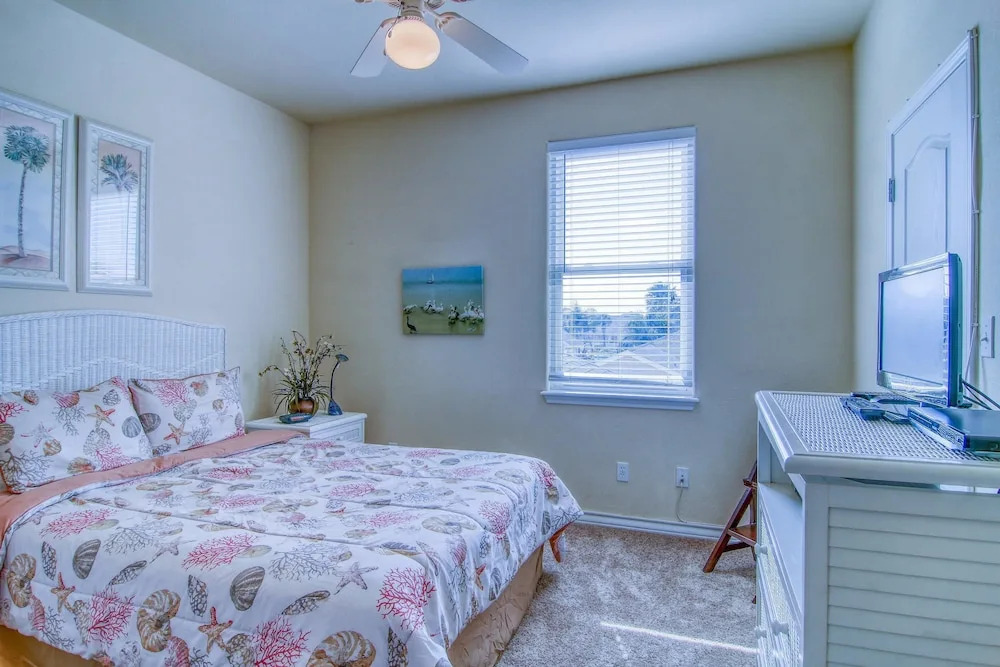 Palm Bay 306