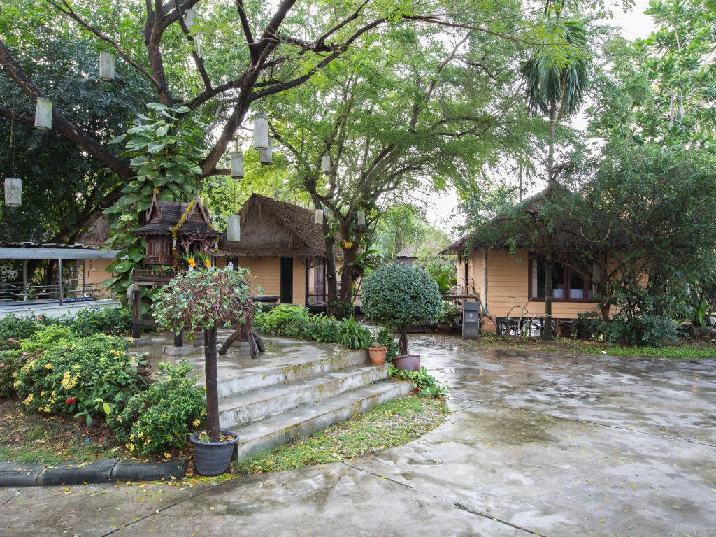 Inrawadee Resort