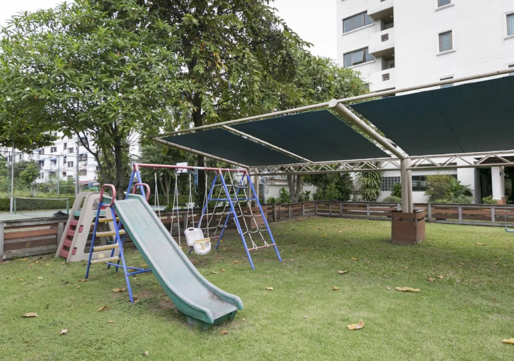 Lasalle Suites Hotel & Residence