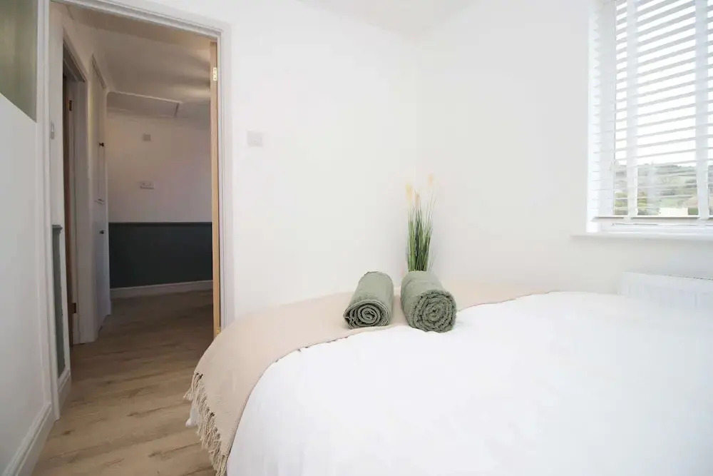 Stylish 3 Bed Home In Bath - Private Parking Wifi