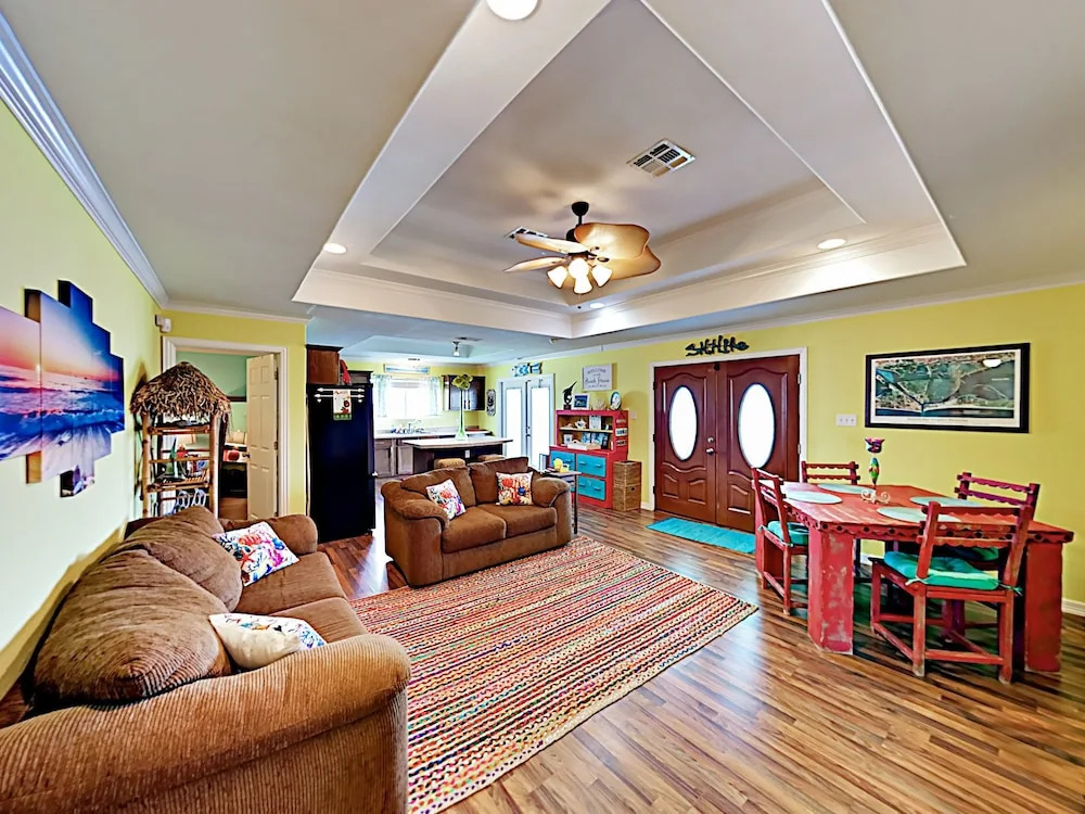 Belize - 3 Br Home