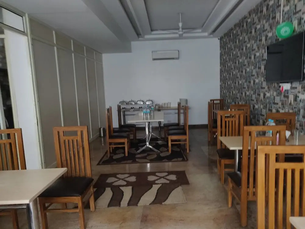 Hotel SAAR Prime