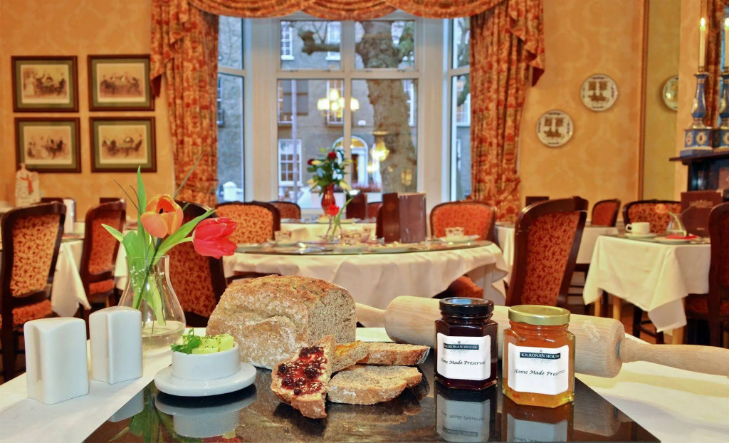 Kilronan House