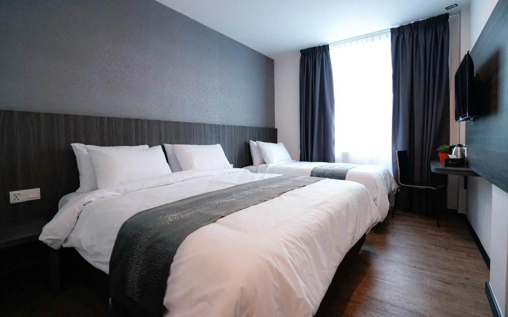 OYO 89386 Stay 365 Hotel