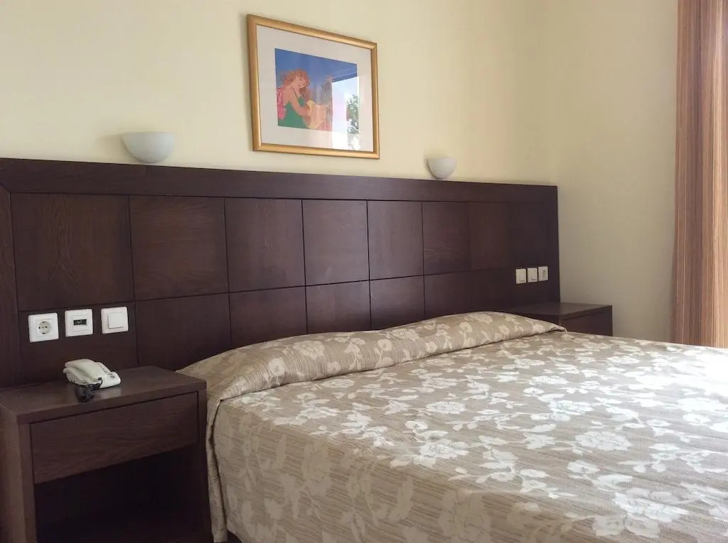 Bueno Hotel