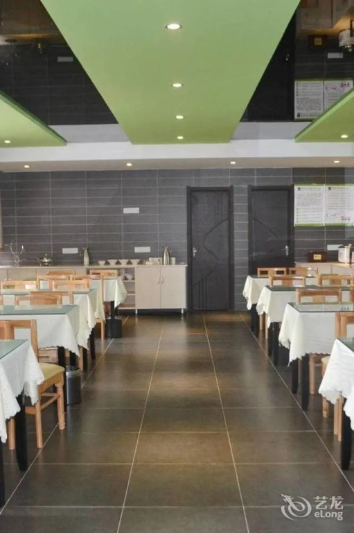 Taizhou Qingmu Hotel