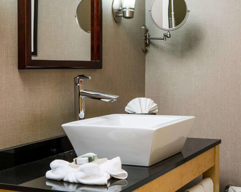 Cambria Hotel Madison East