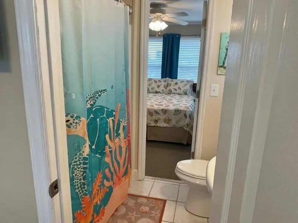 Sandy Bottoms 4 Bedroom Home by RedAwning