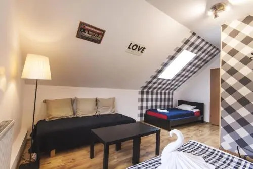 Happy Seven Deluxe Hostel