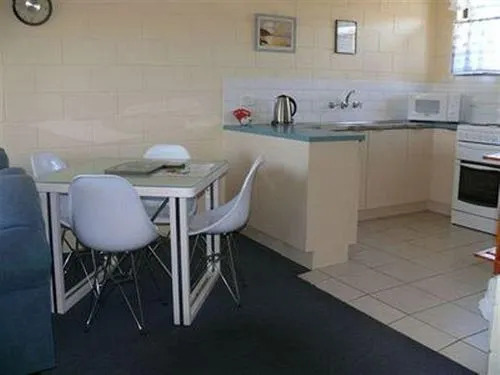 Sandpiper Holiday Units