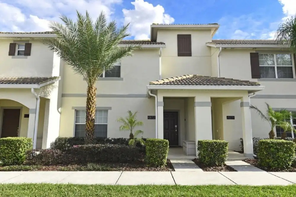 Adorable 4 Bedrooms Home With Pool at Storey Lake Resort (4872)