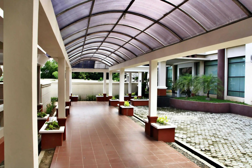 Hotel Parai Puri Tani