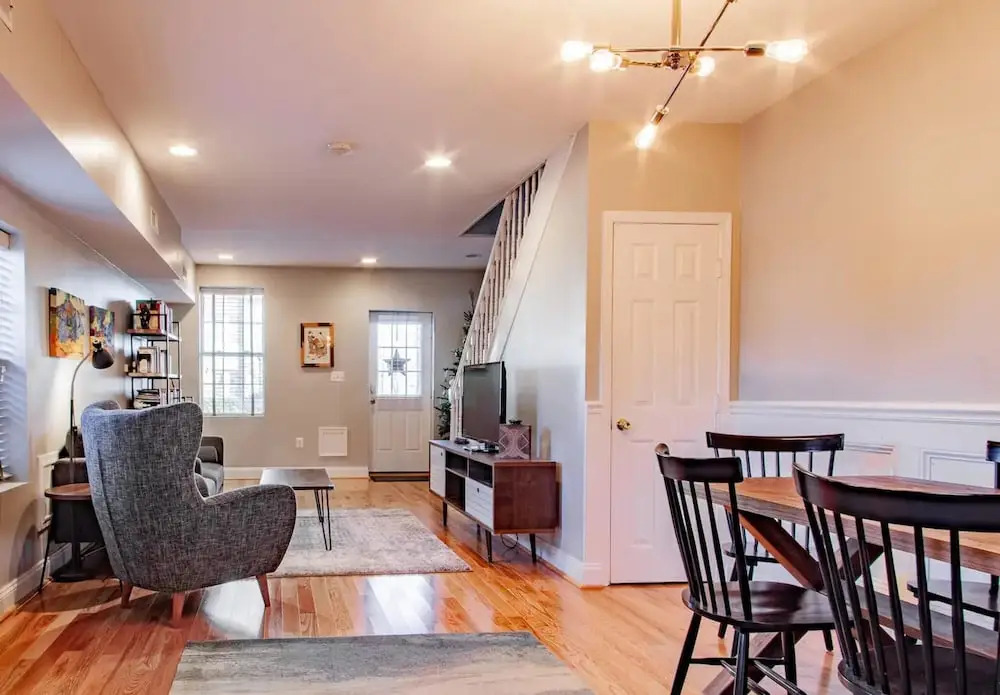 Family-friendly Home for travelers Near subway