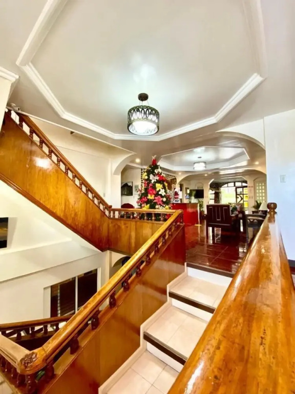 Batanes Seaside Lodge & Restaurant