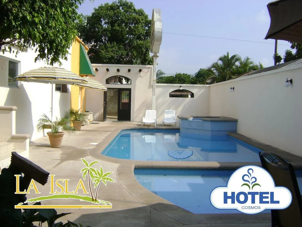 Hotel Cosmos